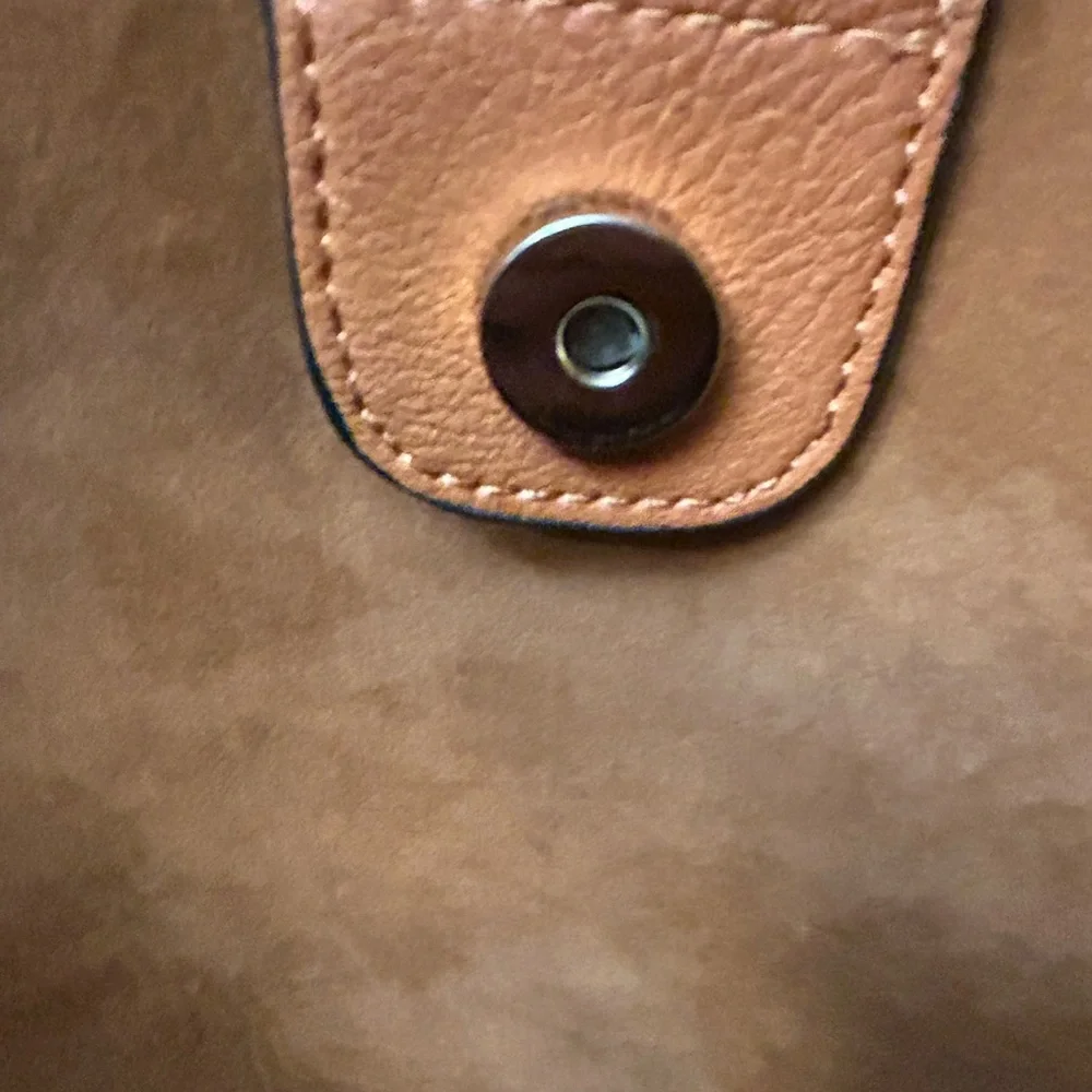 Sold Cognac Faux Leather Bucket Handbag w/ Gold Tone Hardware EUC - Picture 9 of 13
